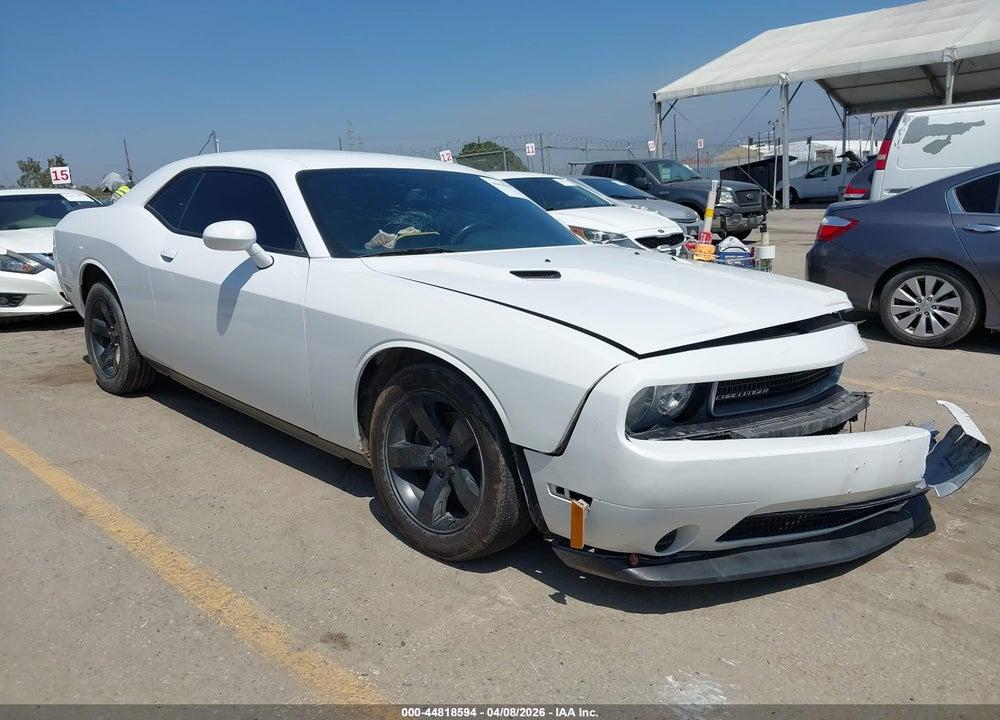 2014 DODGE CHALLENGER SXT VIN: 2C3CDYAGXEH208776