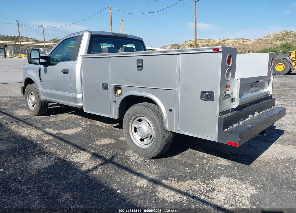 2017 FORD F-350 XL VIN: 1FDRF3A64HEE35690