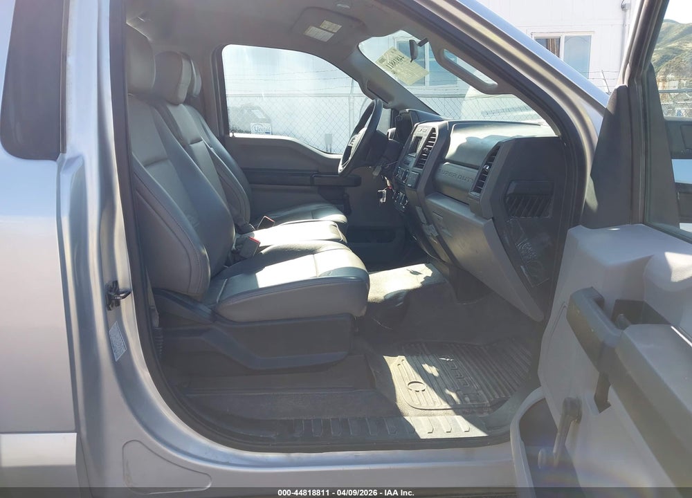 2017 FORD F-350 XL VIN: 1FDRF3A64HEE35690