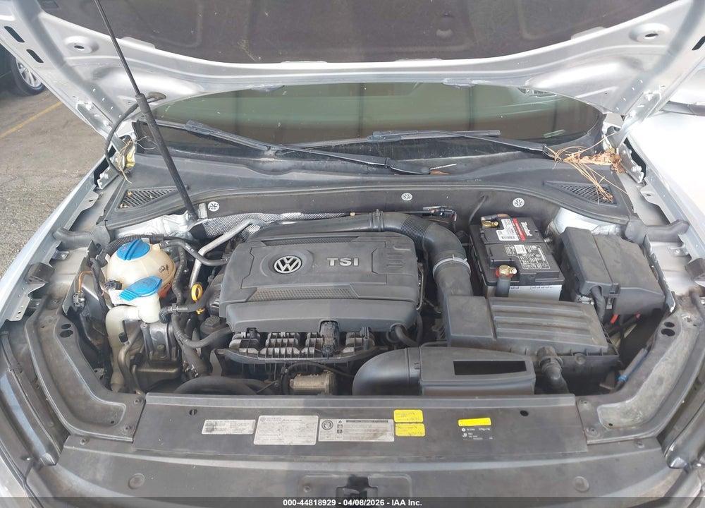 2016 VOLKSWAGEN PASSAT 1.8T R-LINE VIN: 1VWAT7A33GC052113