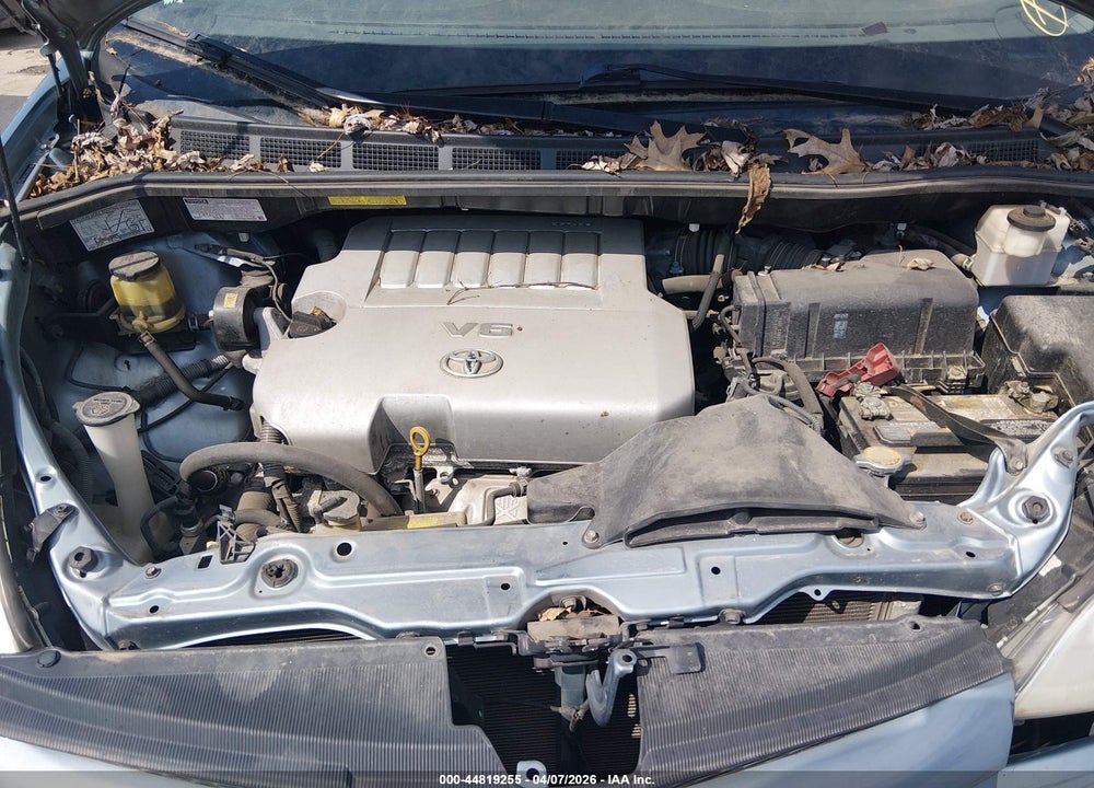 2008 TOYOTA SIENNA XLE VIN: 5TDZK22C58S180220