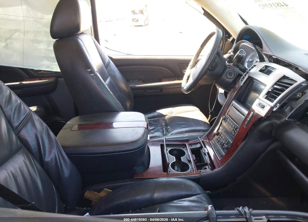 2009 CADILLAC ESCALADE STANDARD VIN: 1GYFK13269R246108
