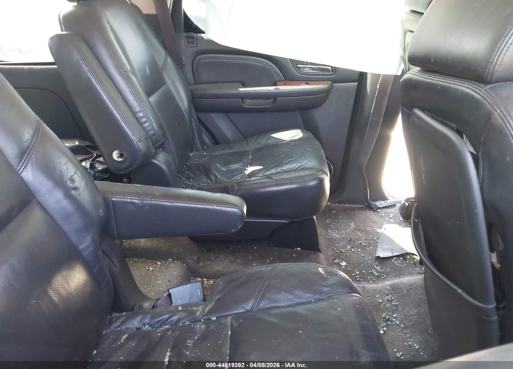 2009 CADILLAC ESCALADE STANDARD VIN: 1GYFK13269R246108