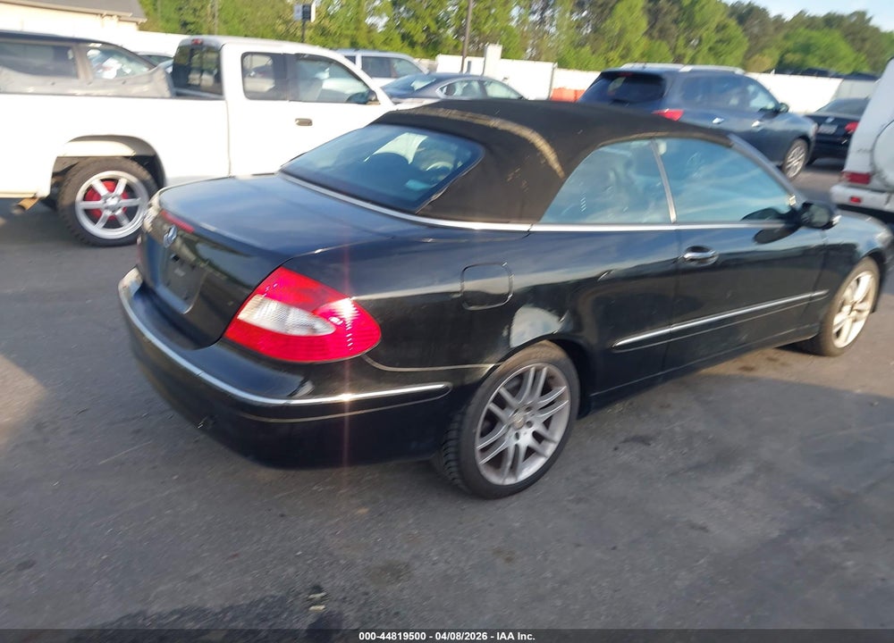 2008 MERCEDES-BENZ CLK 350 VIN: WDBTK56FX8F251549