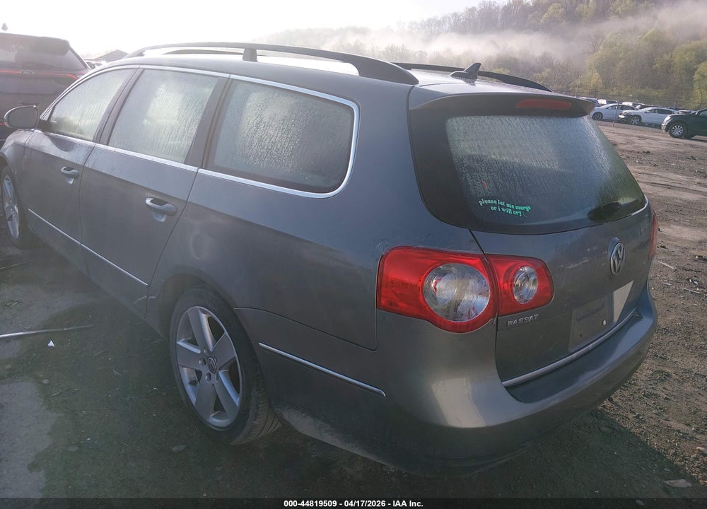 2008 VOLKSWAGEN PASSAT KOMFORT VIN: WVWLK73C38E054199