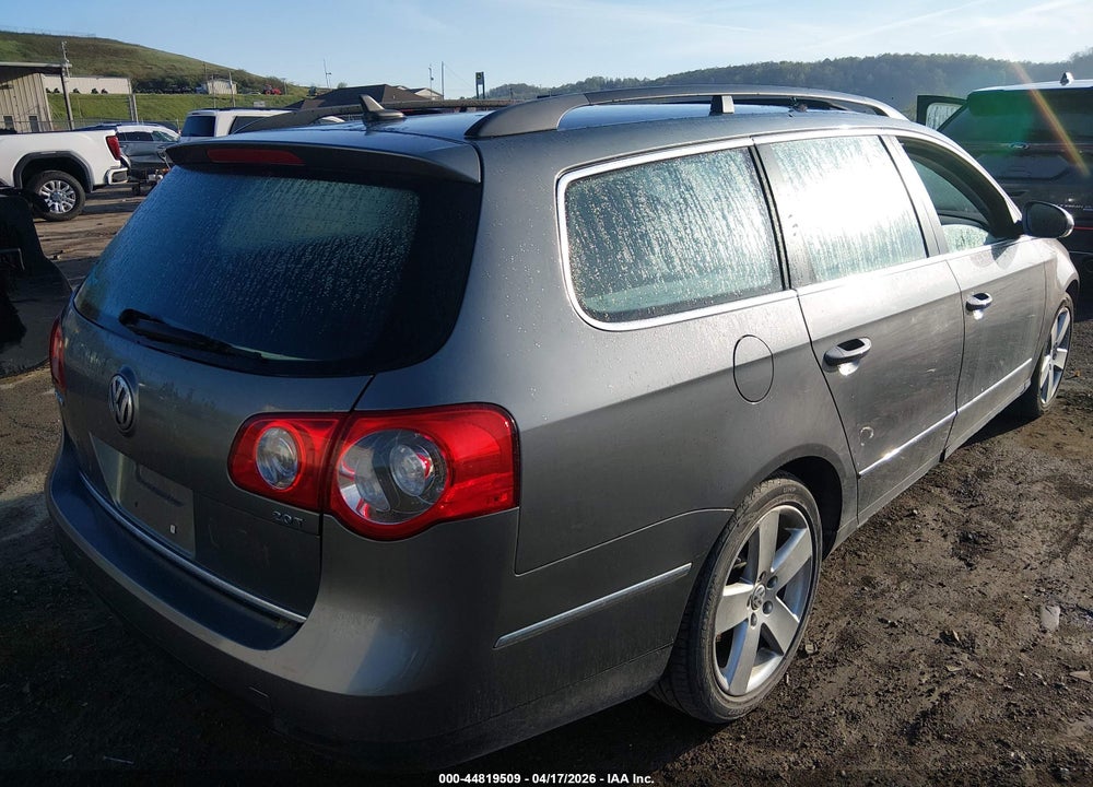 2008 VOLKSWAGEN PASSAT KOMFORT VIN: WVWLK73C38E054199