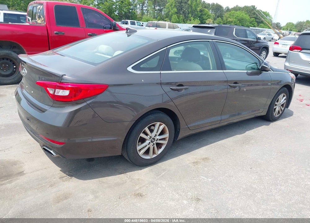 2016 HYUNDAI SONATA SE VIN: 5NPE24AF3GH265261