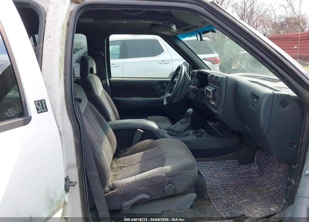1997 GMC JIMMY VIN: 1GKDT13W2V2541999