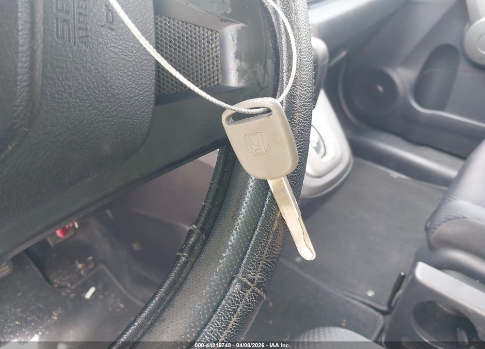 2008 HONDA CR-V LX VIN: JHLRE38398C003355