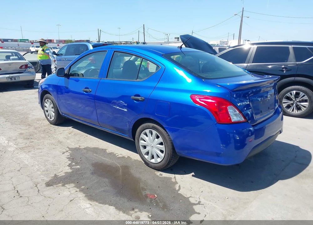 2015 NISSAN VERSA 1.6 S+ VIN: 3N1CN7AP2FL865182