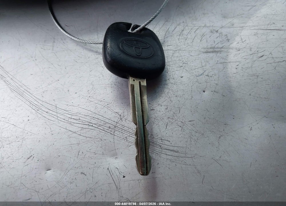 2005 TOYOTA COROLLA CE VIN: 1NXBR32E45Z363213
