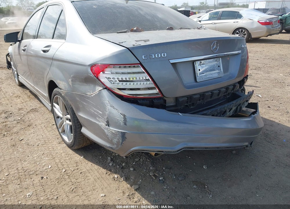 2012 MERCEDES-BENZ C 300 SPORT 4MATIC VIN: WDDGF8BB4CA703888