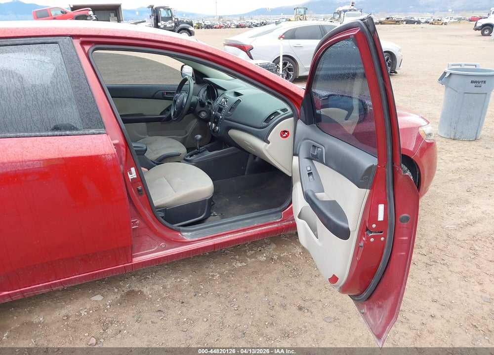 2010 KIA FORTE EX VIN: KNAFU4A22A5205231