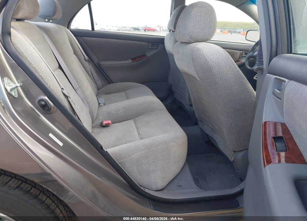 2003 TOYOTA COROLLA LE VIN: 1NXBR38E73Z133704