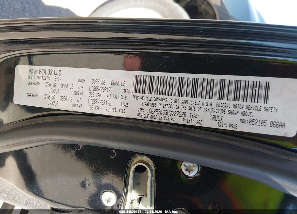 2017 RAM 1500 VIN: 1C6RR7KG3HS787226