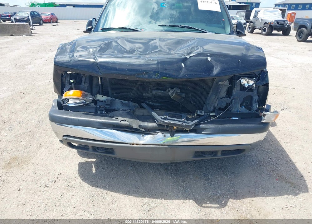 2001 CHEVROLET SUBURBAN 1500 LS VIN: 3GNFK16T71G242980