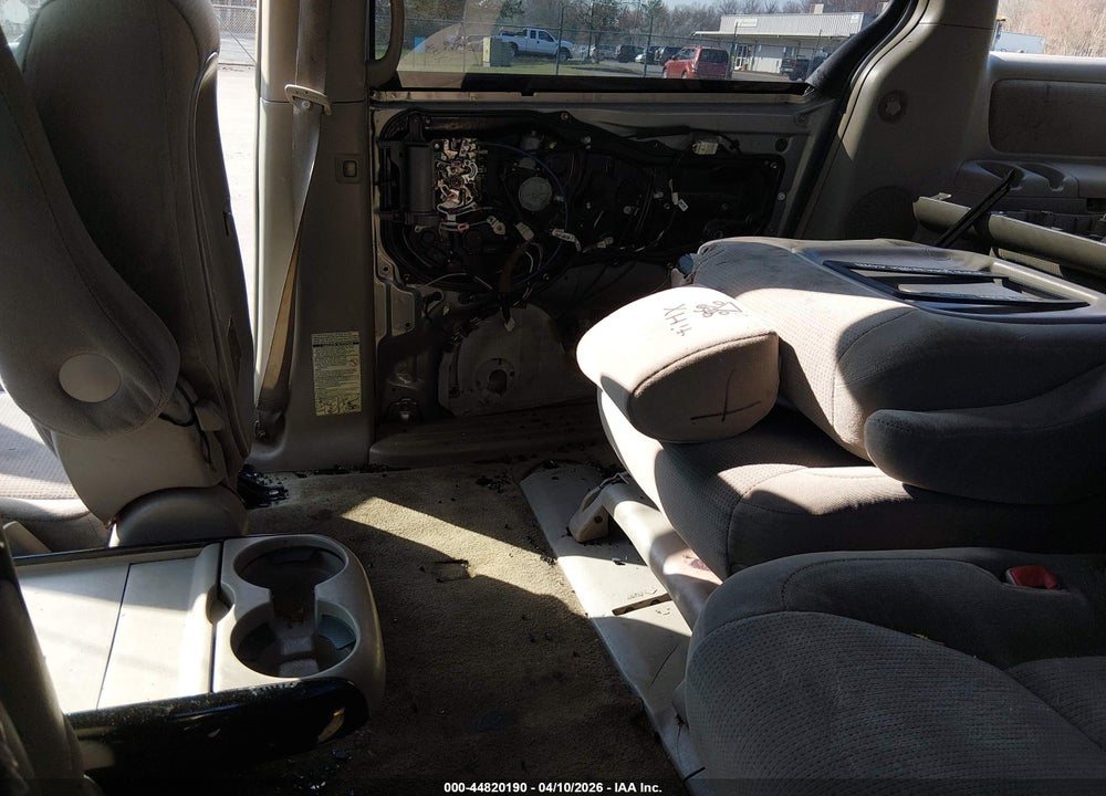 2005 TOYOTA SIENNA LE VIN: 5TDZA23C15S314878