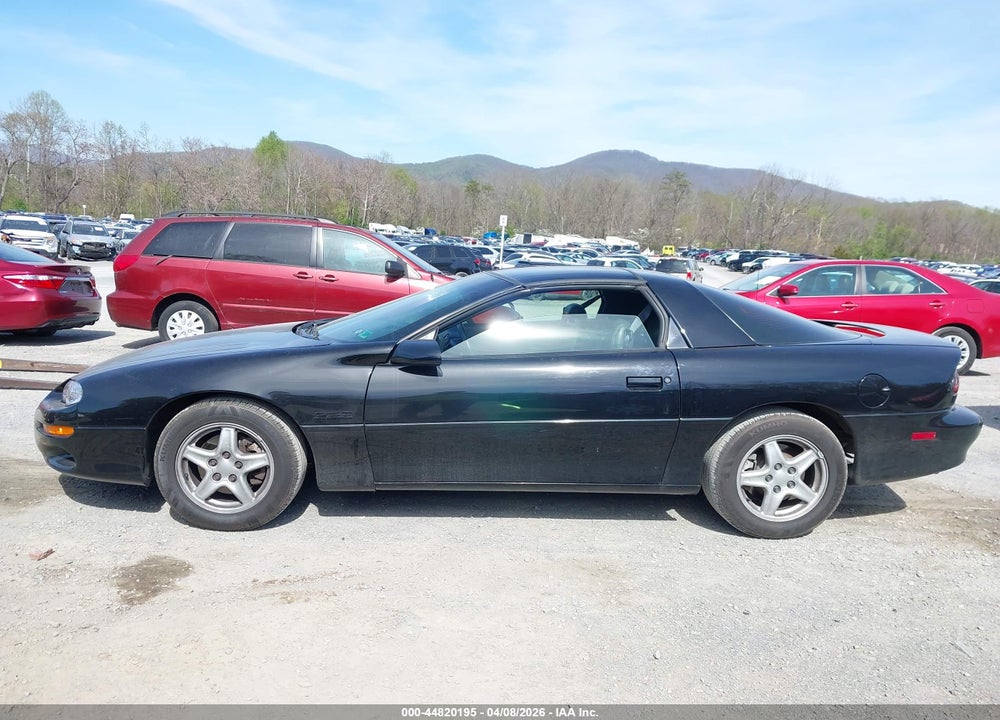 1998 CHEVROLET CAMARO Z28 VIN: 2G1FP22G6W2124642