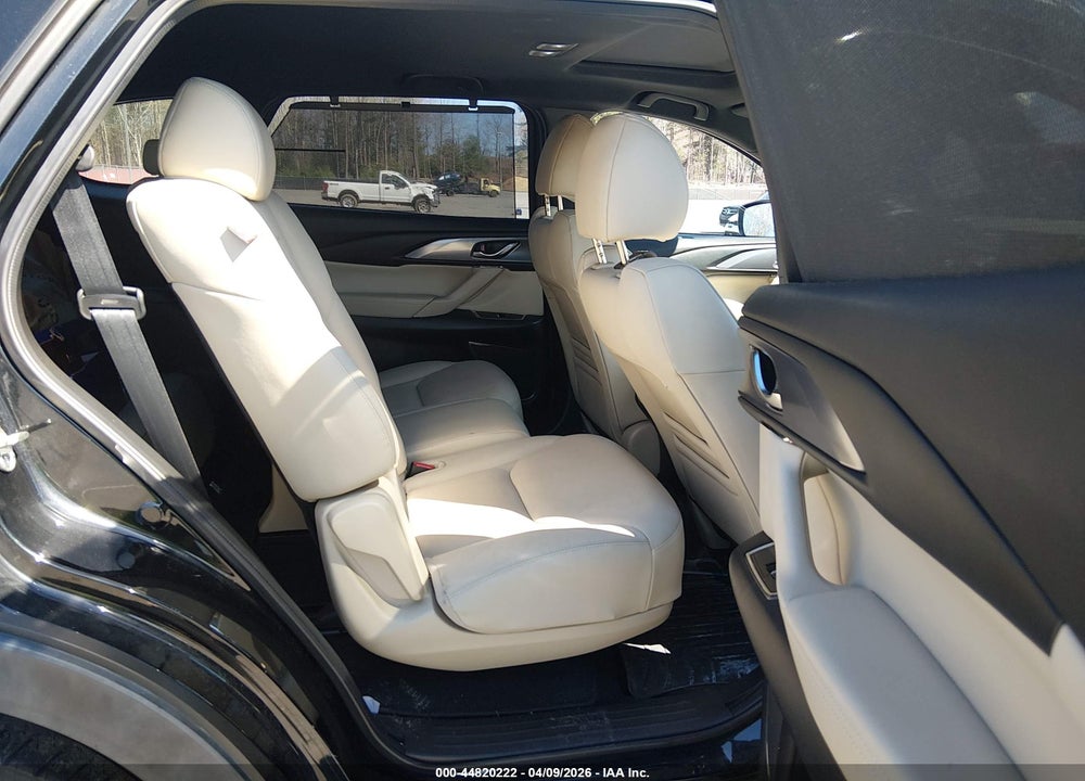2018 MAZDA CX-9 GRAND TOURING VIN: JM3TCBDY1J0229179