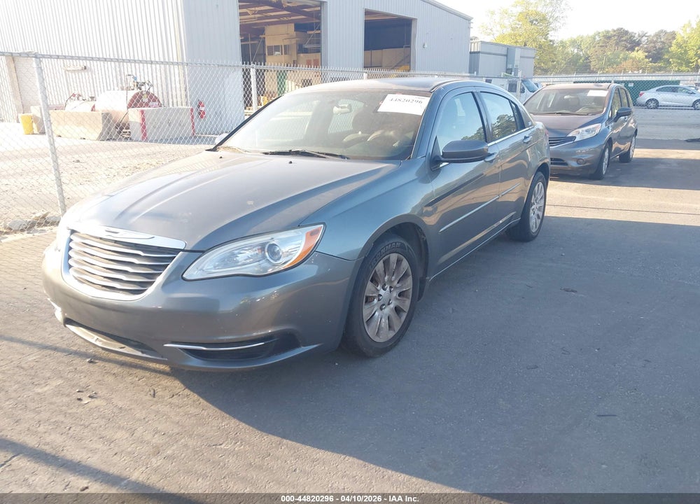 2012 CHRYSLER 200 LX VIN: 1C3CCBABXCN273166