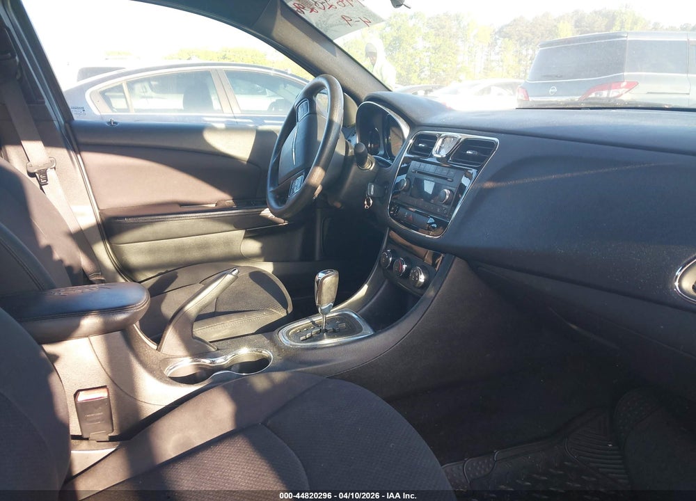 2012 CHRYSLER 200 LX VIN: 1C3CCBABXCN273166
