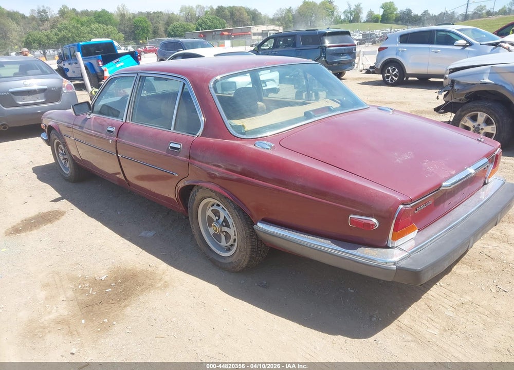 1985 JAGUAR XJ6 VIN: SAJAV1348FC393121