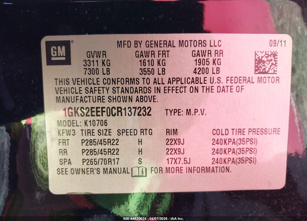 2012 GMC YUKON DENALI VIN: 1GKS2EEF0CR137232