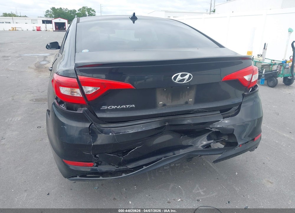 2017 HYUNDAI SONATA SE VIN: 5NPE24AF1HH570503