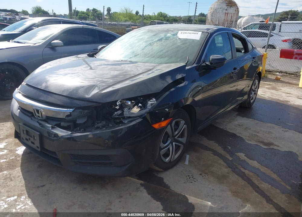 2018 HONDA CIVIC LX VIN: 2HGFC2F59JH580766