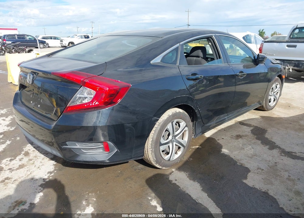 2018 HONDA CIVIC LX VIN: 2HGFC2F59JH580766