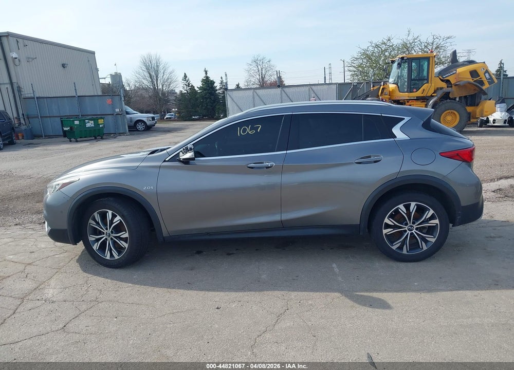 2017 INFINITI QX30 PREMIUM VIN: SJKCH5CR4HA025497