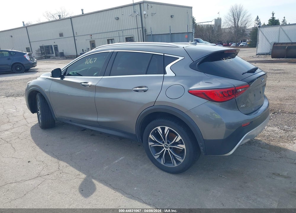 2017 INFINITI QX30 PREMIUM VIN: SJKCH5CR4HA025497