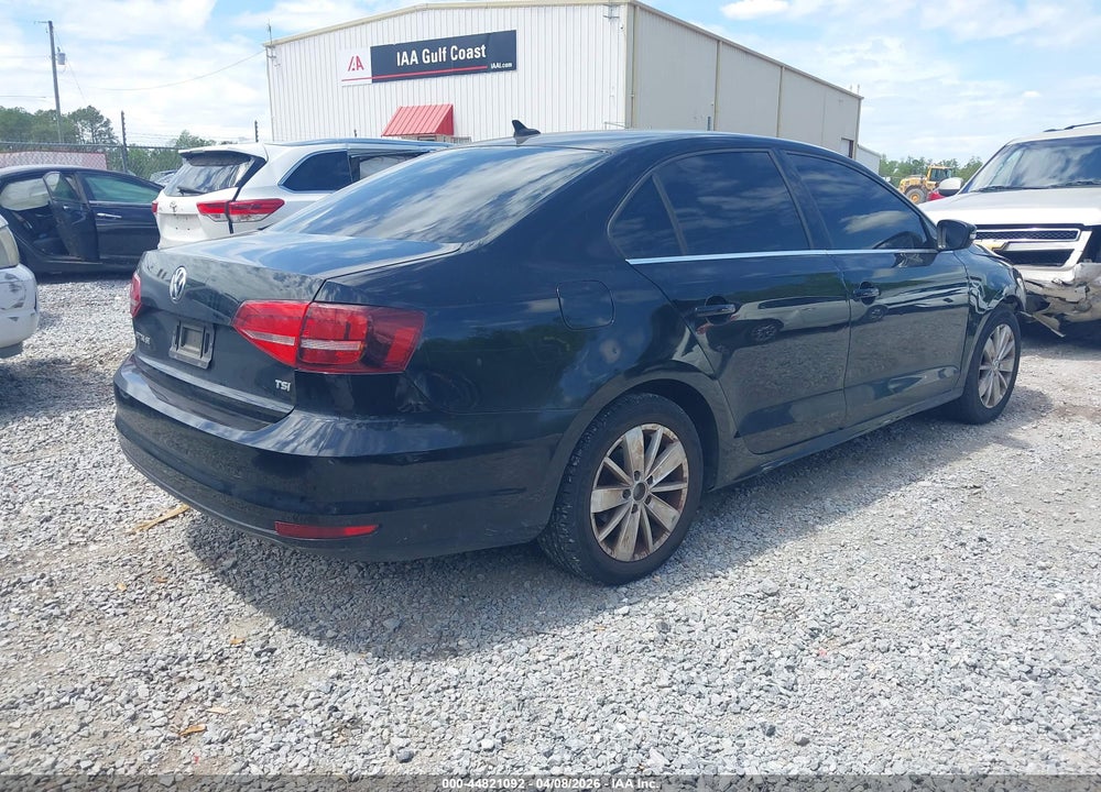 2015 VOLKSWAGEN JETTA 1.8T SE VIN: 3VWD07AJ4FM348520