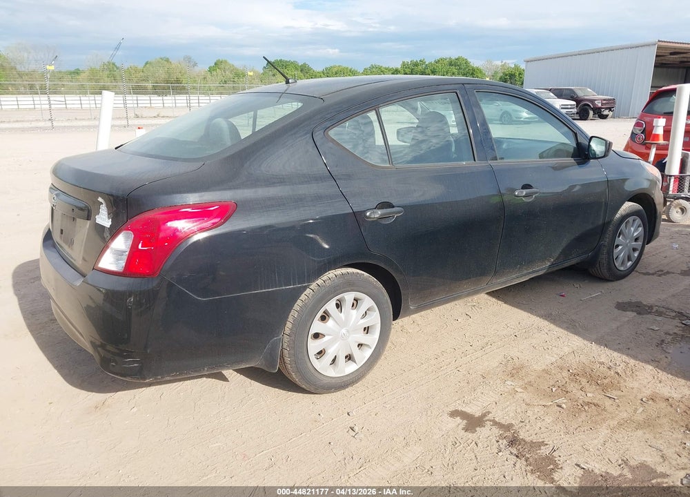 2016 NISSAN VERSA 1.6 S VIN: 3N1CN7AP2GL892545