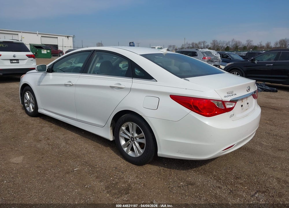 2014 HYUNDAI SONATA GLS VIN: 5NPEB4AC9EH923670