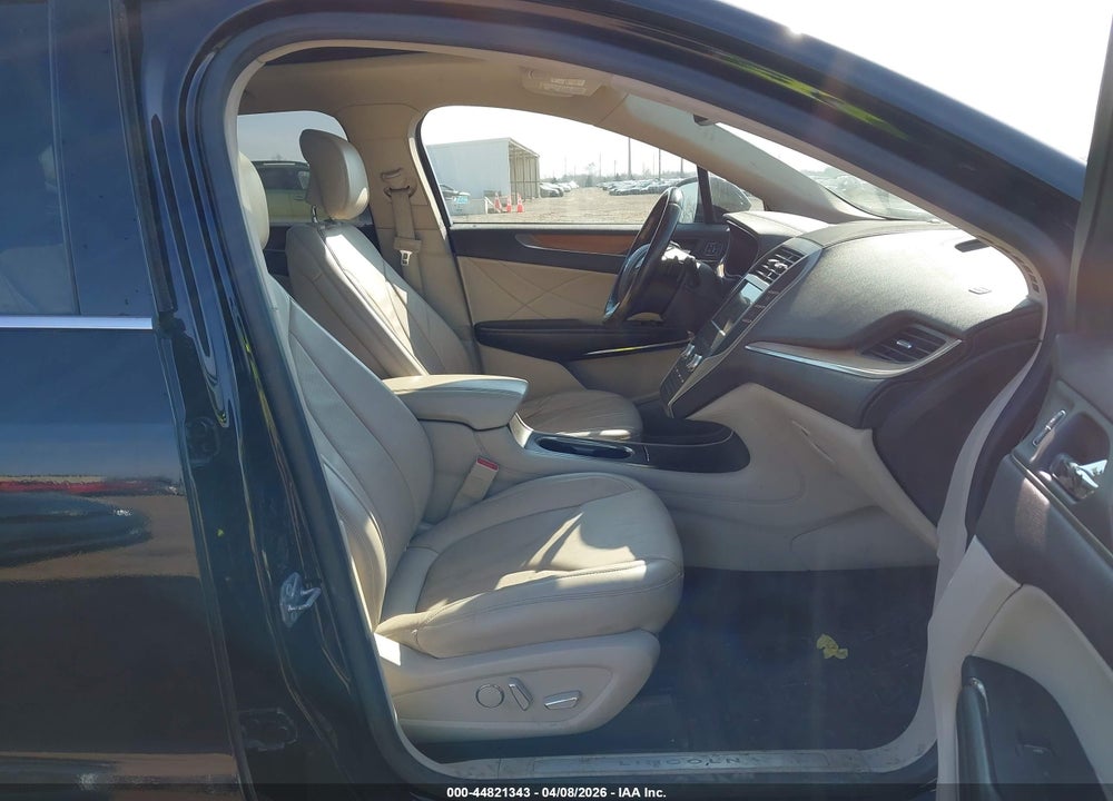 2017 LINCOLN MKC SELECT VIN: 5LMTJ2DH8HUL32075