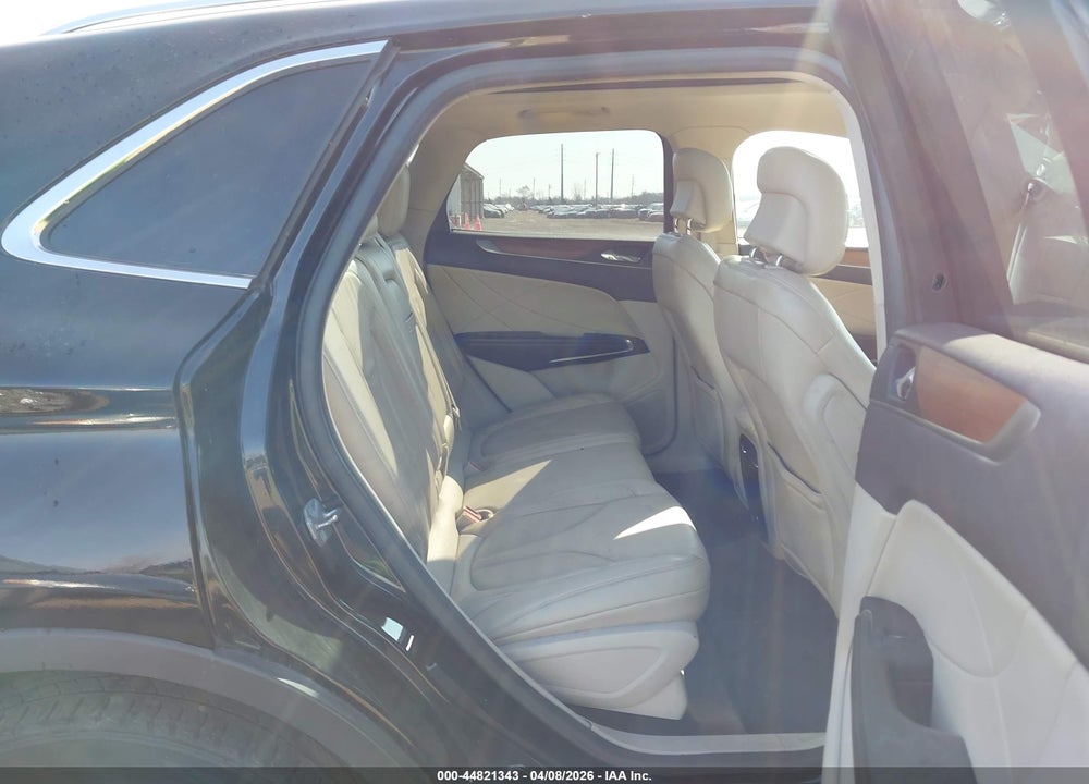 2017 LINCOLN MKC SELECT VIN: 5LMTJ2DH8HUL32075
