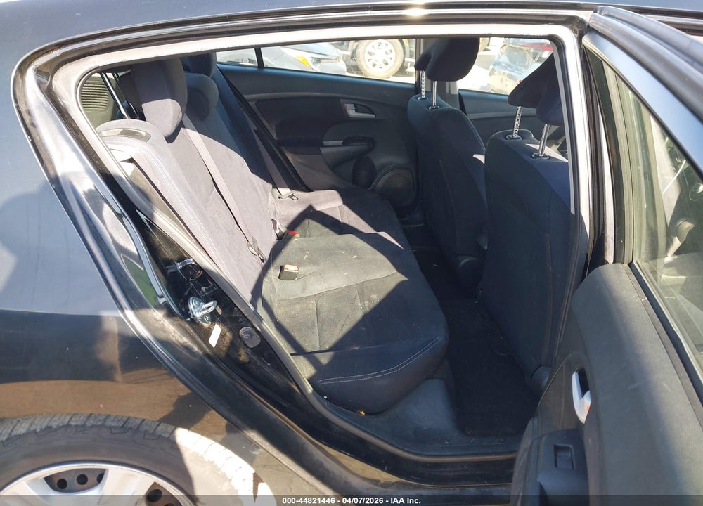 2013 HONDA INSIGHT LX VIN: JHMZE2H56DS006818