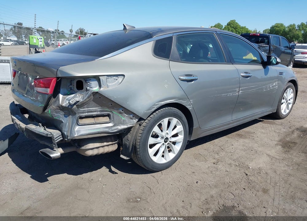 2017 KIA OPTIMA LX VIN: 5XXGT4L32HG165058
