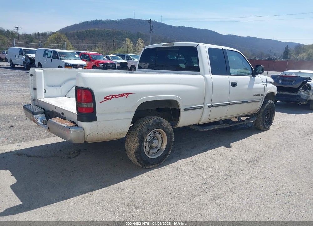 1998 DODGE RAM 1500 ST VIN: 3B7HF13Y6WG179125