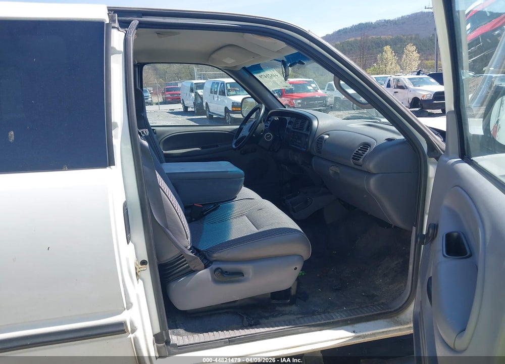 1998 DODGE RAM 1500 ST VIN: 3B7HF13Y6WG179125