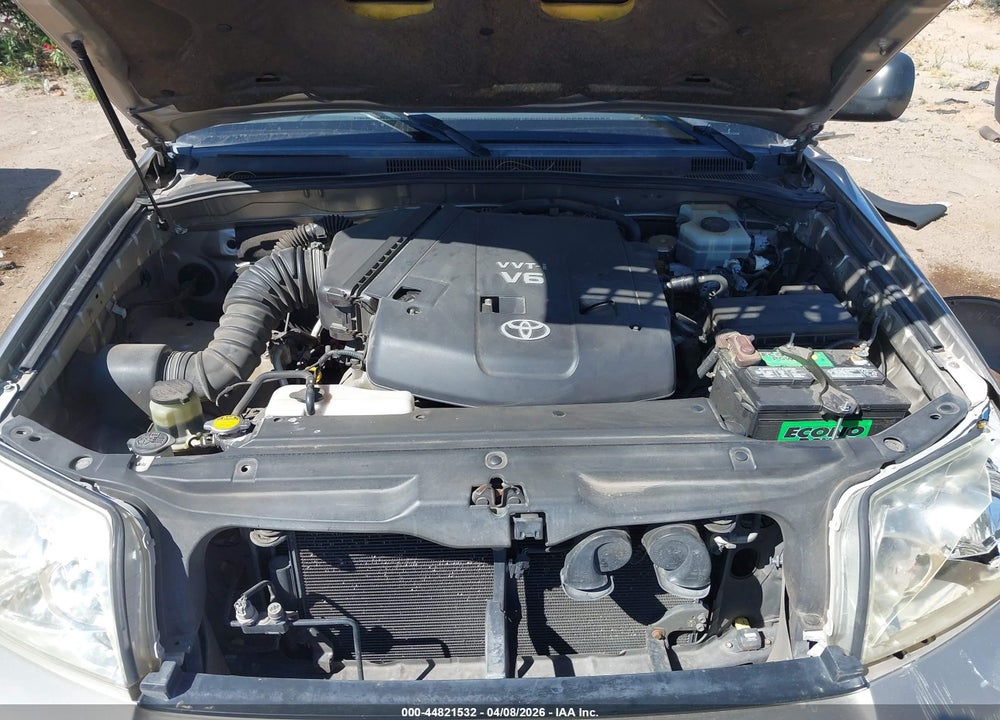 2004 TOYOTA 4RUNNER SR5 V6 VIN: JTEZU14R040019580