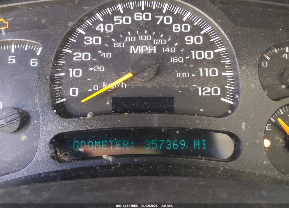 2005 GMC YUKON XL 1500 DENALI VIN: 1GKFK66U35J260660