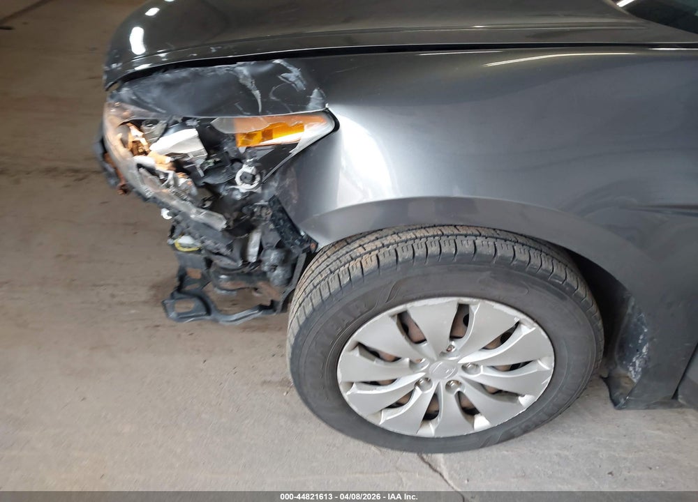 2012 HONDA ACCORD 2.4 LX VIN: 1HGCP2F32CA200934