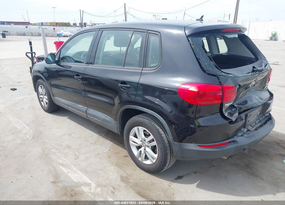 2013 VOLKSWAGEN TIGUAN S VIN: WVGBV7AX7DW551863