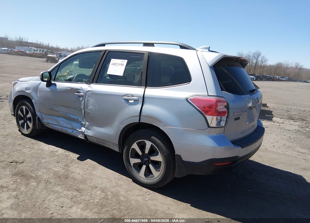 2018 SUBARU FORESTER 2.5I PREMIUM VIN: JF2SJAGC6JH512944