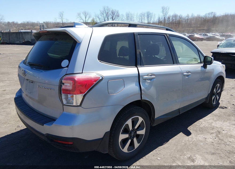 2018 SUBARU FORESTER 2.5I PREMIUM VIN: JF2SJAGC6JH512944