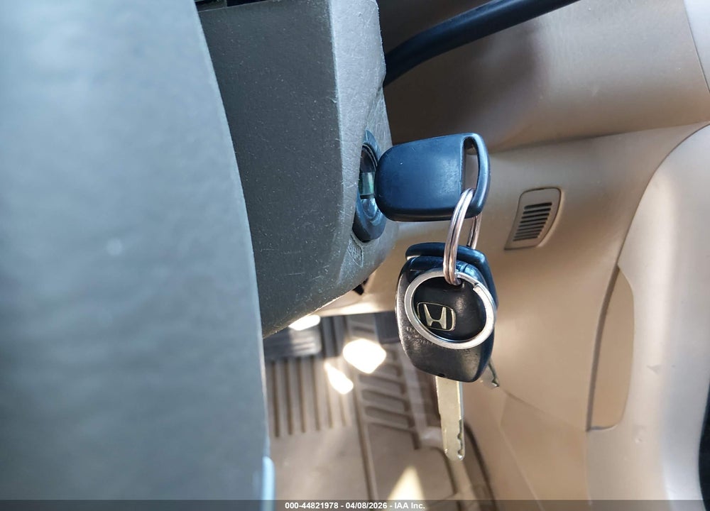 2008 HONDA PILOT VP VIN: 5FNYF18288B041325