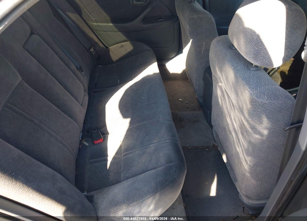 1997 TOYOTA CAMRY LE VIN: 4T1BG22K2VU146958