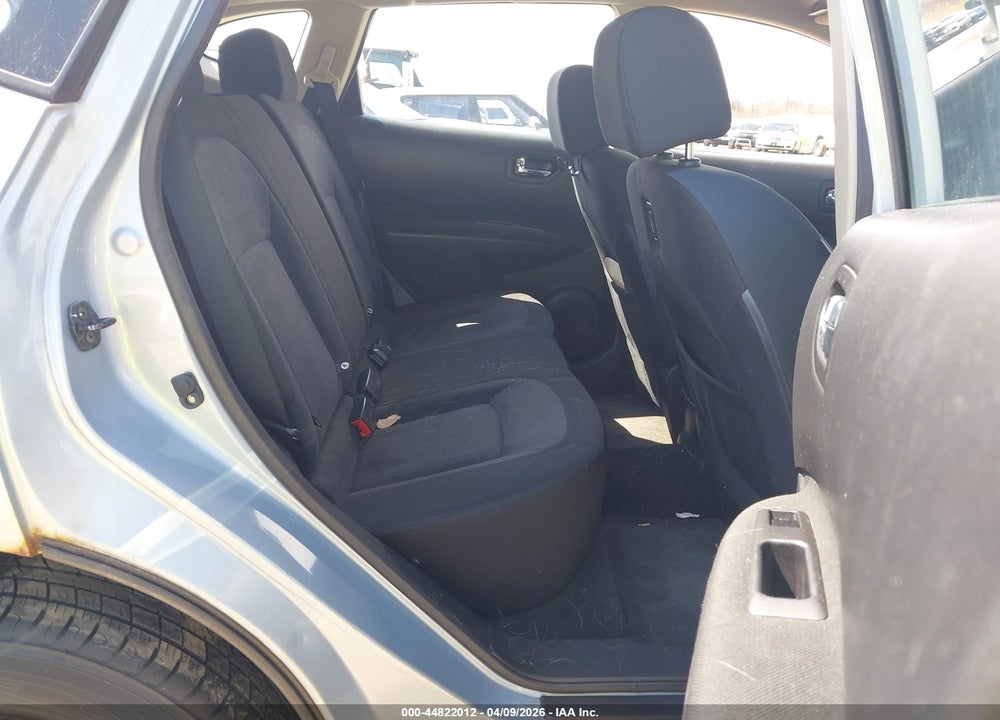 2013 NISSAN ROGUE S VIN: JN8AS5MV7DW147683